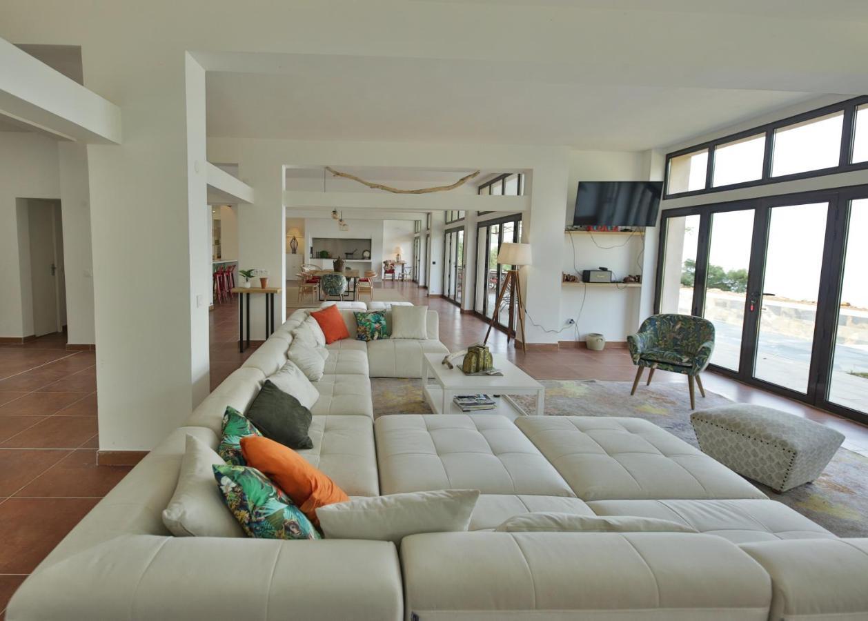 Grande Villa 750 M2 Le Mas Des Chenes Борм-ле-Мимоза Экстерьер фото